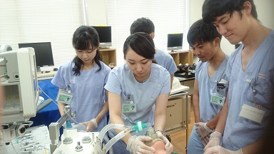 臨床実習の予習　高機能患者シミュレータ　HPS®を使った全身麻酔導入のシナリオトレーニング